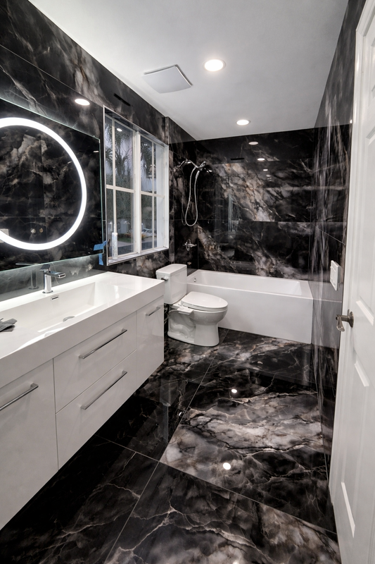 Modern Porcelain Bathroom